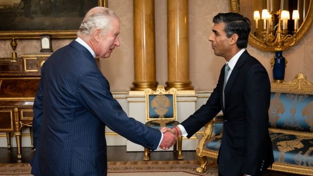 Sunak se convierte en primer ministro británico tras reunión con rey Carlos III