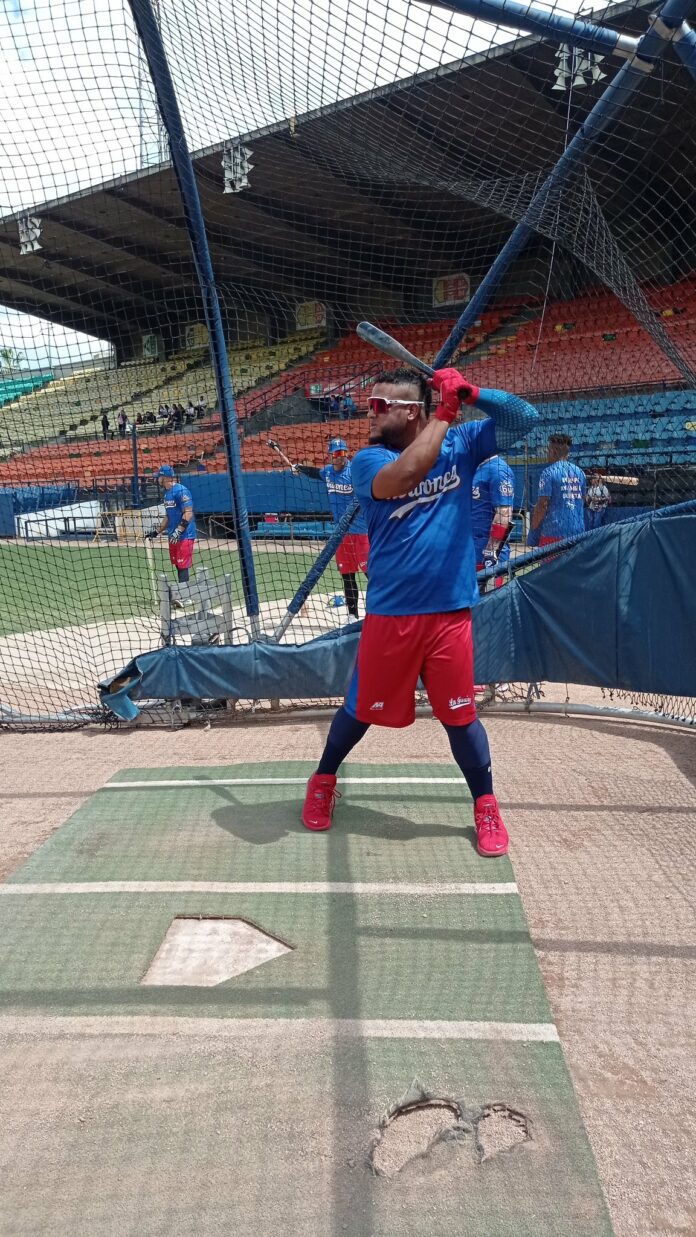 Wilson García llega a Tiburones de La Guaira para afrontar otro reto en su carrera