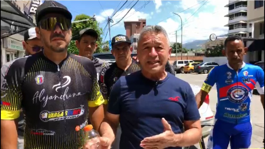 Ciclistas de La Guaira piden medidas para circular de manera segura