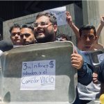 Jesús Mendoza a Tibisay Lucena: Yo no creo que usted sobreviva con los $25 que le paga a los profesores o los $5 de la beca universitaria