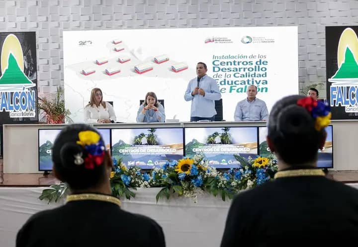 Instalación de Centros de Calidad Educativa abren una nueva era en Falcón