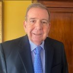 Edmundo González: “El diálogo es la esencia de la política”