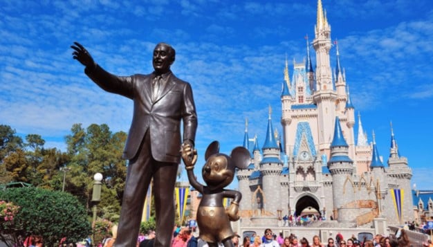 Disney suspende a trabajadores venezolanos con TPS por fallo de la Corte Suprema